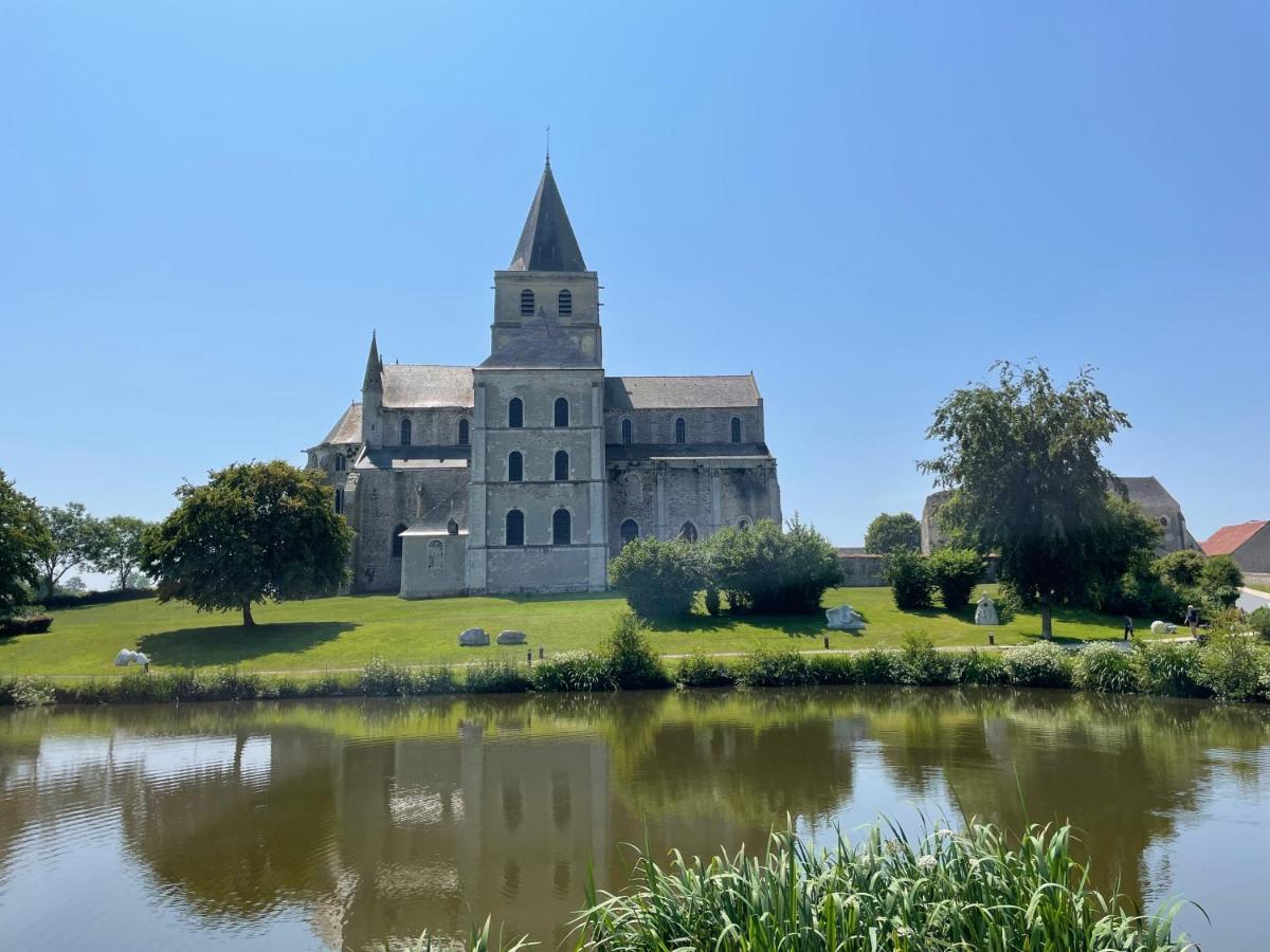 Le Courtil Villa Cerisy-la-Foret Kültér fotó